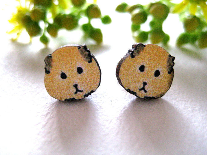 Sonia Brit studs - Guinea pig