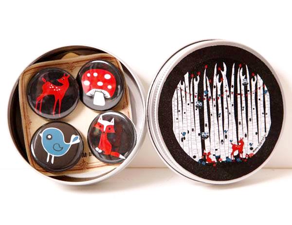 Tin badge set - forest