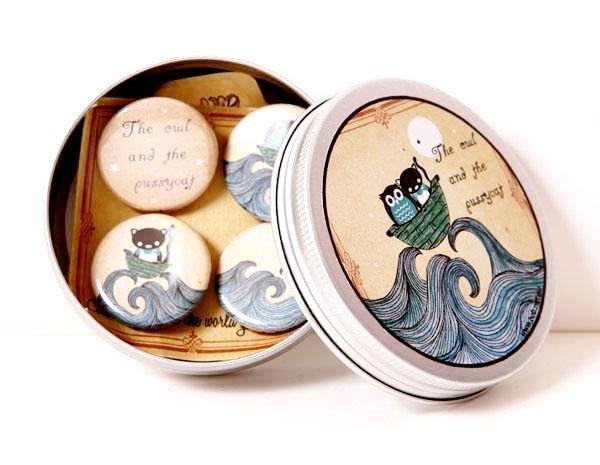 Tin badge set - Owl & Puss